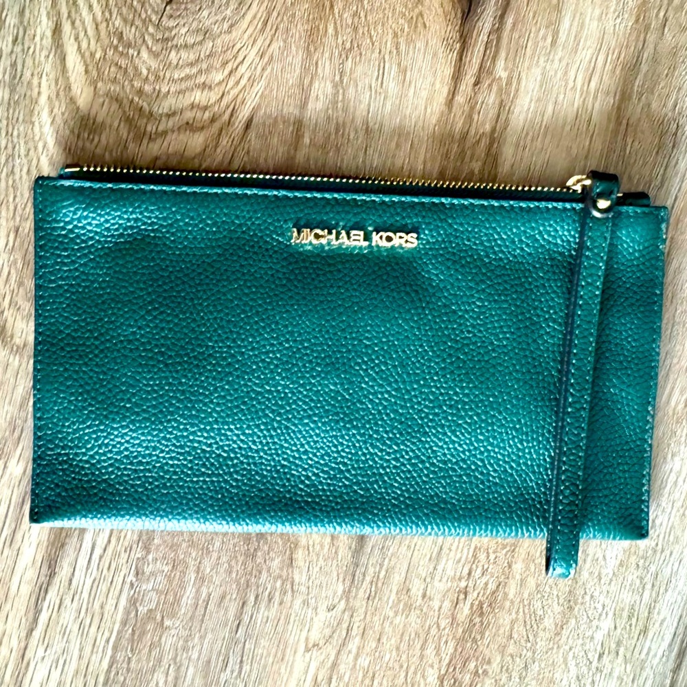 MICHAEL KORS ✨ Large Leather Clutch Wristlet Wallet | Green